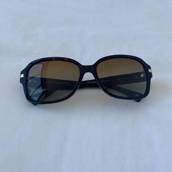 Coach | Brown Tortoise Shell Sunglasses & Coach Case - Picture 2 of 7